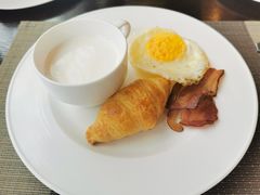 -拾溪餐厅·包厢(杭州千禧度假酒店)