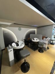 -Z.X HAIR SALON张新美业