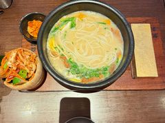-银米·云南传统过桥米线(双廊黑金冠店)