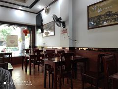 大堂-东街钟楼肉粽(总店)