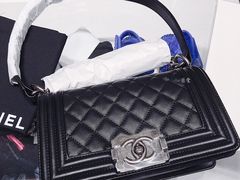 -CHANEL(恒隆广场店)
