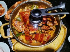 肥牛黑毛猪拼锅-猪啊牛呀羊啊铜盘烤肉(正大广场店)