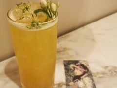春天-théATRE 茶聚场(王府中環店)