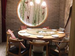 包厢-姥姥家春饼店(惠新东街店)