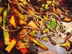 豆芽-中和远东火锅兔(老店)