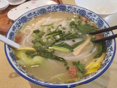 -桥香园云南过桥米线(金马碧鸡店)