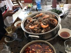 -张记老街里海鲜美食城(劈柴院店)