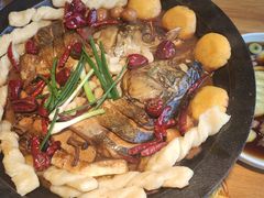 丹江口鱼头锅-津武刁馋一锅出(双街店)