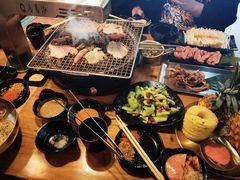 -合易泓烤肉·海肠捞饭(火车站店)