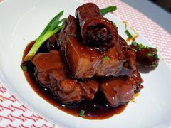 圆苑红烧三宝-圆苑(静安寺店)