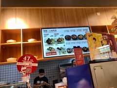 -万和春排骨砂锅米饭(新业广场店)