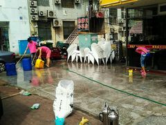 -胖太太四川麻辣排骨串(镇江路分店)