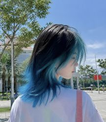 -镁连社·美联社