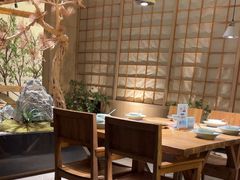 -蜜桃餐厅·伴山(湖滨商业街店)