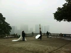 小堂前广场-主教山小堂