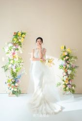 -莫兰迪婚纱摄影