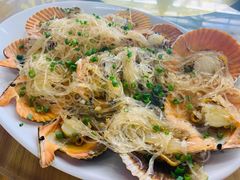 蒜蓉粉丝蒸扇贝-明记海鲜大排档(巽寮湾店)