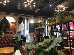 -桉树林A coffee 森林餐厅(三圣乡店)