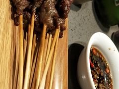 餐前小串-老佛爷铜炉蛙锅(东门老街店)