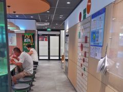 -麦当劳(百联西郊购物中心店)