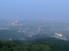 -鬼笑石后山停车场