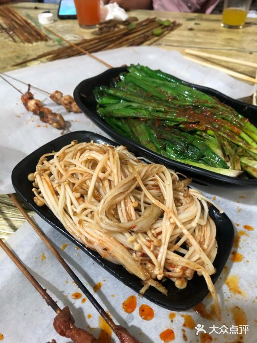小红桶烧烤(烟台芝罘医院总店)图片