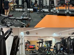 -晋爵会游泳馆(海湾公园店)
