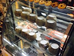 -椰爺爺·椰子冻砵仔糕