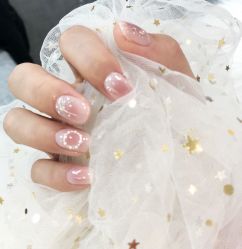 -赫本轻奢美颜中心