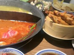 -巴卤社老火锅(财富店)