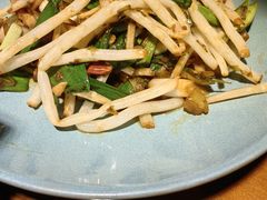 -魏铭鱼头捞饭(晋阳路店)