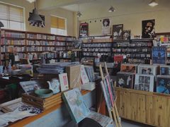 -麦田书店(国防路店)