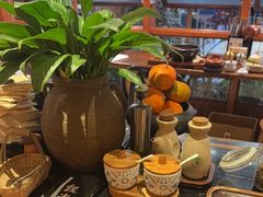 -银米·云南传统过桥米线(双廊黑金冠店)