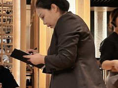 -丽思卡尔顿·炙焰·铁板烧餐厅