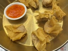 酥脆炸云吞-禄粥·广府味·煲仔粥·宵夜·明档现做(江南西店)