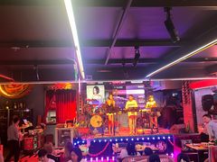 -Famous肥猫墨西哥音乐餐吧(五棵松华熙LIVE店)