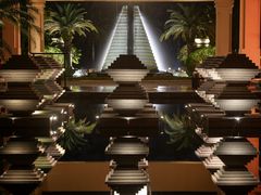 -海南清水湾莱佛士酒店