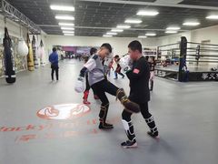 -拳义格斗搏击散打泰拳拳击俱乐部(裕华店)