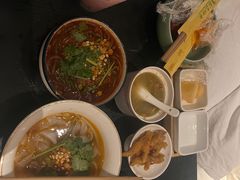 -金色印象·4K影院式足体养生(杨家坪西郊店)