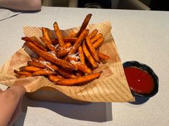 -一棵树·意大利西餐厅One Tree(新城店)