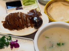 -梅利汴京烤鸭•开封豫菜地标店(东大街店)