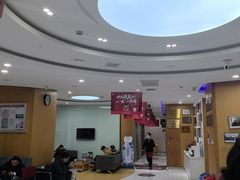 -雅悦齿科(顾村公园店)