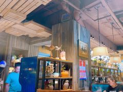 -领鲜活海鲜榴莲自助火锅(东门店)