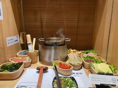 -独食火锅·半米屋台(直营总店)