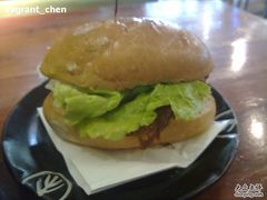 猪扒包~-小泉居(水坑尾店 )