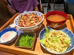 -一豚轩·烧鸟·豚骨拉面(五四路店)