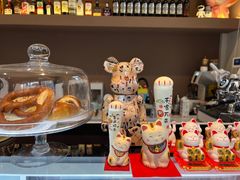 -Fridi Patisserie Cafe