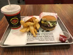 -FATBURGER 特富客汉堡(外交公寓店)