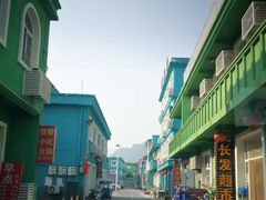 -百里峡七彩艺术小镇