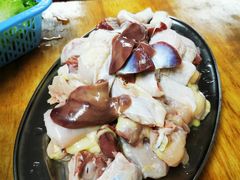 连州果园鸡-威邵鸡煲(西华路总店)